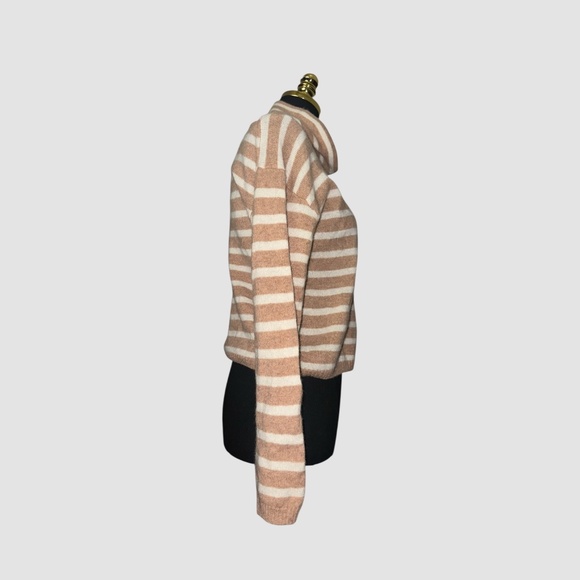 Cashmere Sweater - Picture 4 of 5